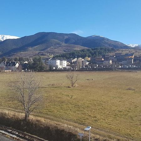 ساياغوز Loft Mansarde Du Train Jaune Avec Vue Sur Les Montagnes المظهر الخارجي الصورة